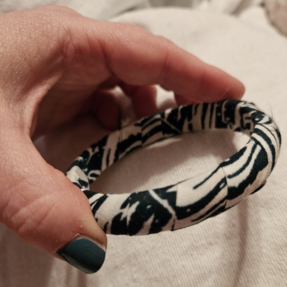 Plunder green bracelet